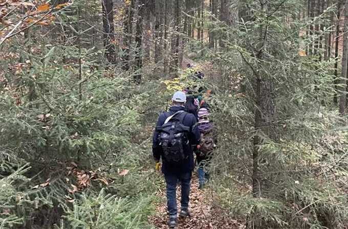 В Германии группу туристов приняли за нелегалов